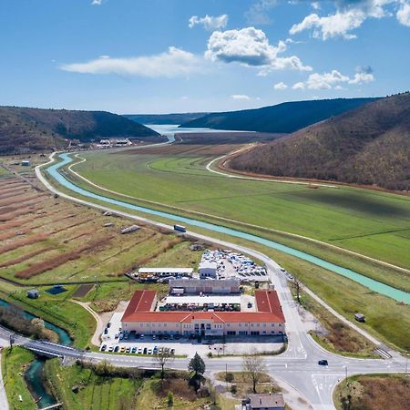 Apartman Ema 4+2 Koromačno Esterno foto