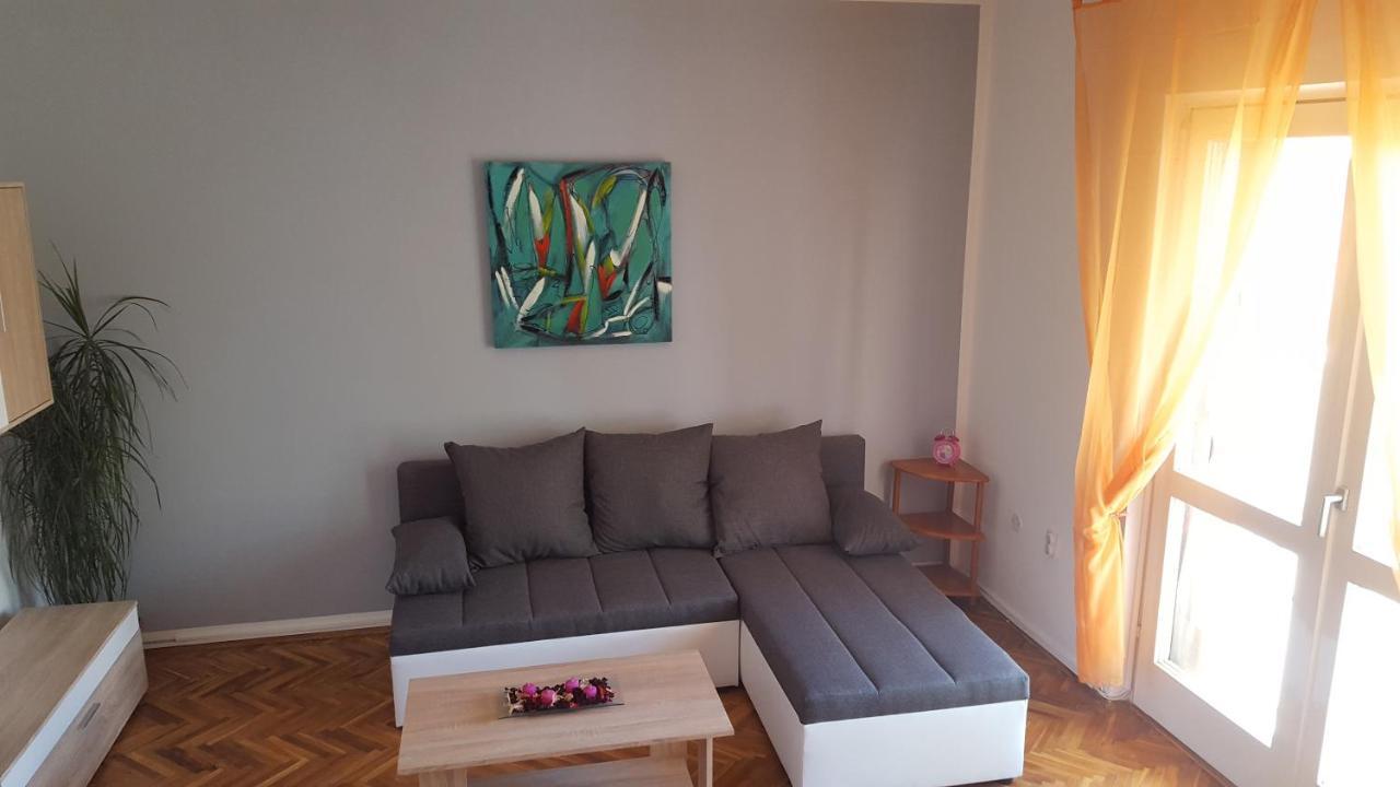 Apartman Ema 4+2 Koromačno Esterno foto