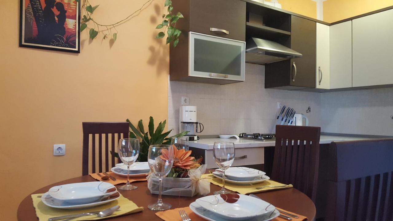 Apartman Ema 4+2 Koromačno Esterno foto